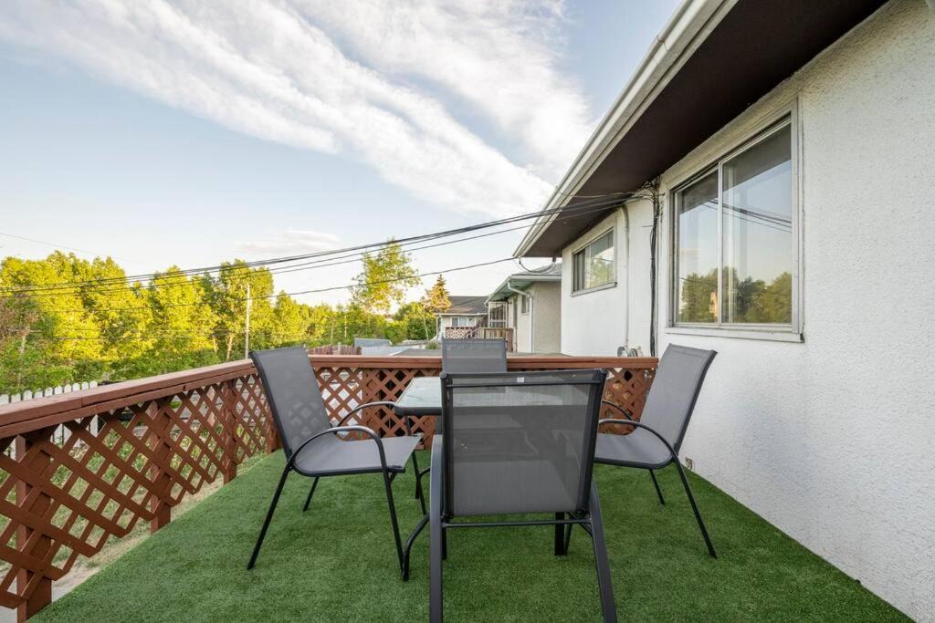 Apartamento Highland Park Cozy YYC Exterior foto