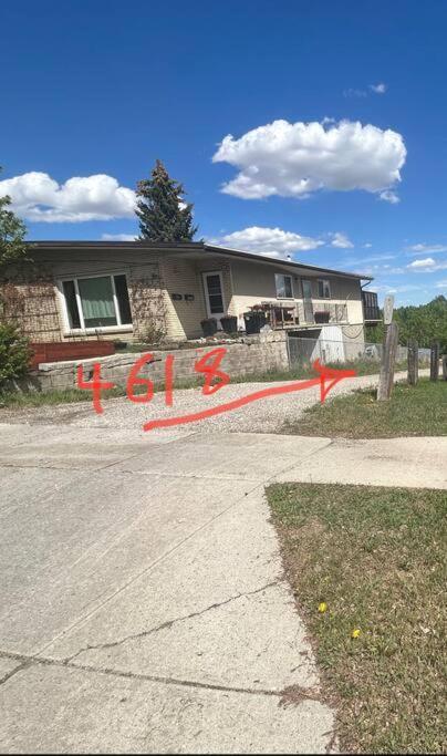 Apartamento Highland Park Cozy YYC Exterior foto